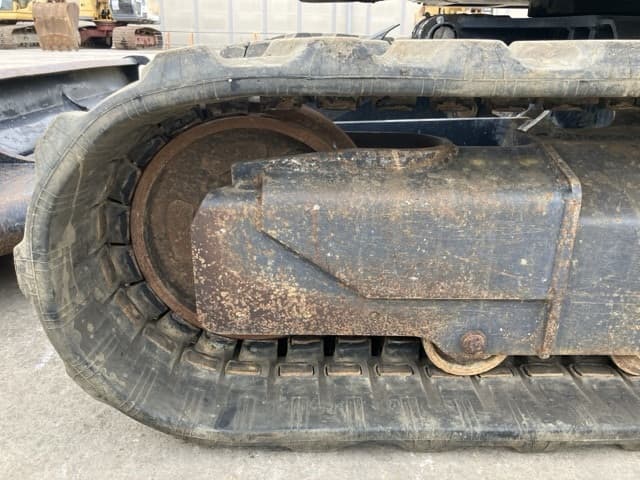 MINI EXCAVATOR — Auction (lot 8456-63)