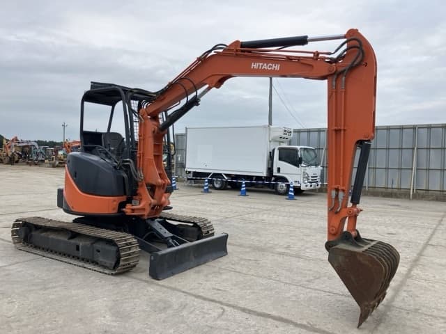 MINI EXCAVATOR — Auction (lot 8456-64)