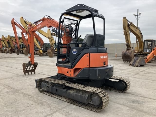 MINI EXCAVATOR — Auction (lot 8456-64)