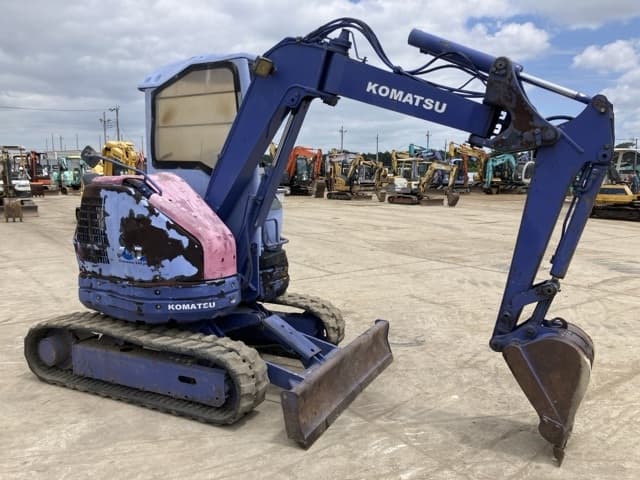 MINI EXCAVATOR — Auction (lot 8456-66)