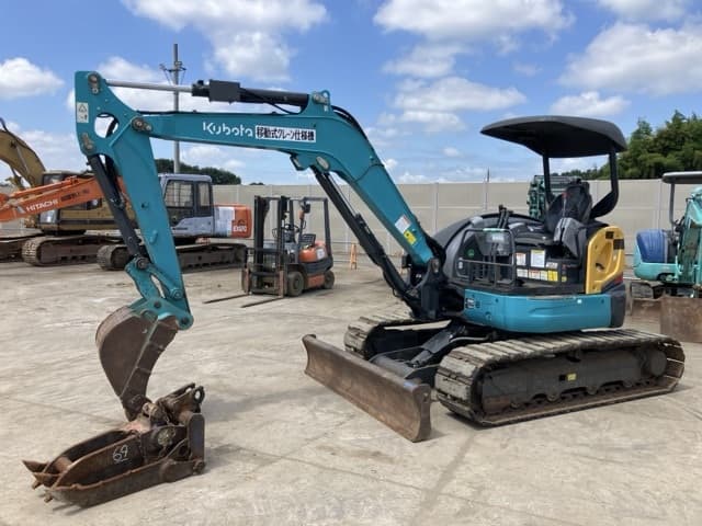 MINI EXCAVATOR — Auction (lot 8456-69)