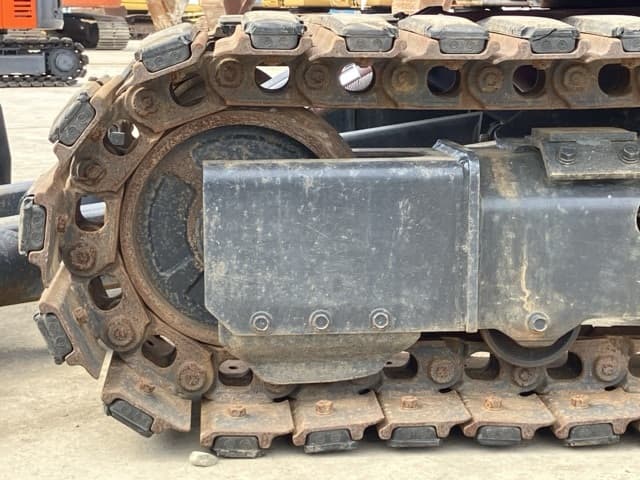 MINI EXCAVATOR — Auction (lot 8456-7)