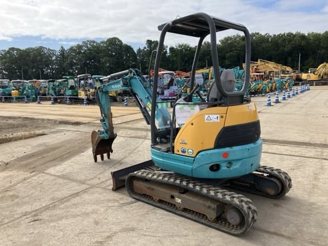 MINI EXCAVATOR — Auction (lot 8456-71)