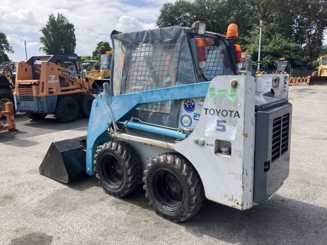 SKID STEER LOADER — Auction (lot 8456-75)