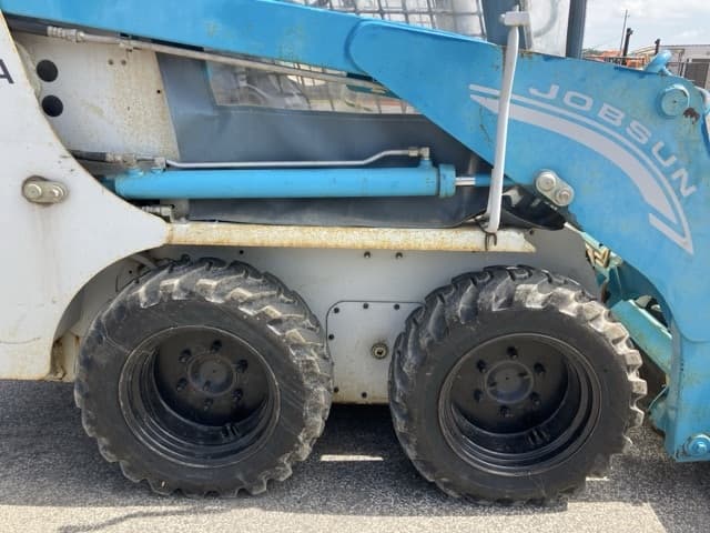 SKID STEER LOADER — Auction (lot 8456-75)