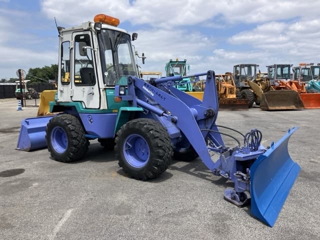 MINI WHEEL LOADER — Auction (lot 8456-79)