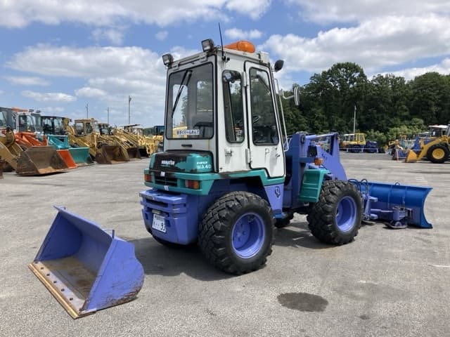 MINI WHEEL LOADER — Auction (lot 8456-79)