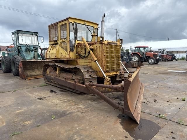 Bulldozer — Auction (lot 8456-8002)