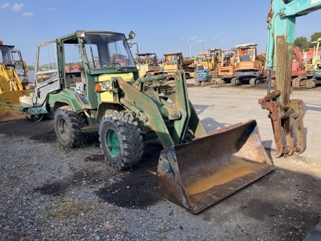 MINI WHEEL LOADER — Auction (lot 8456-801)