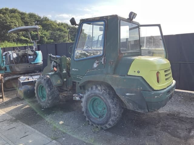 MINI WHEEL LOADER — Auction (lot 8456-801)