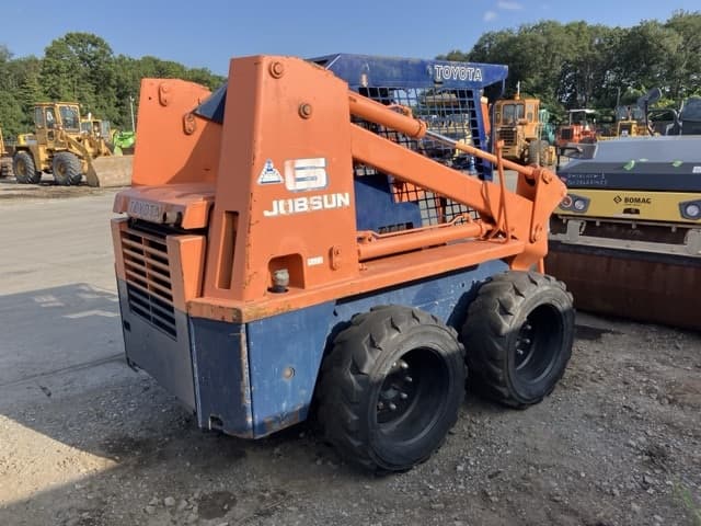SKID STEER LOADER — Auction (lot 8456-806)