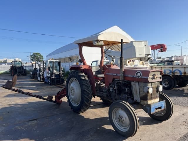 Tractor — Auction (lot 8456-8101)