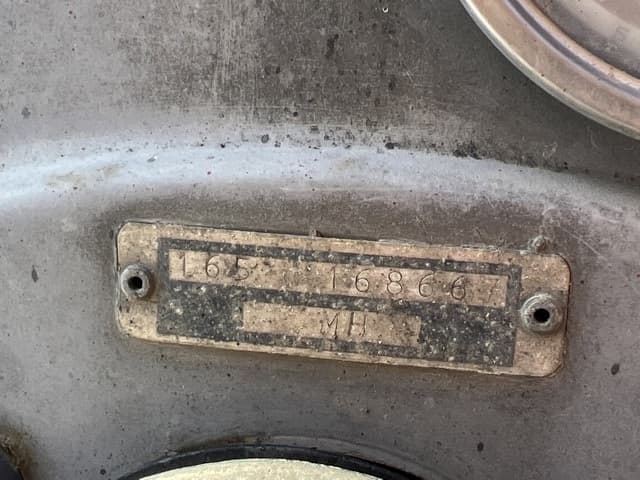 Tractor — Auction (lot 8456-8101)