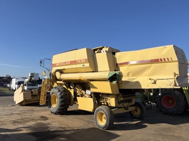 Combine — Auction (lot 8456-8103)