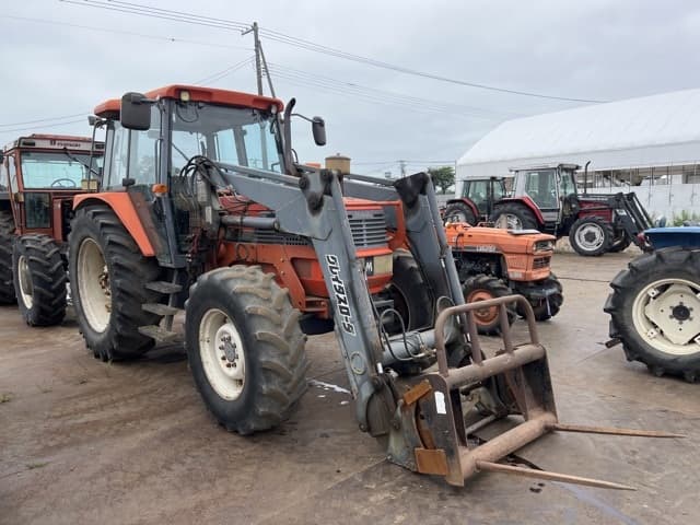 Tractor — Auction (lot 8456-8105)
