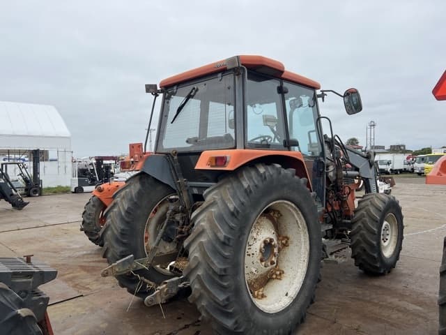 Tractor — Auction (lot 8456-8105)