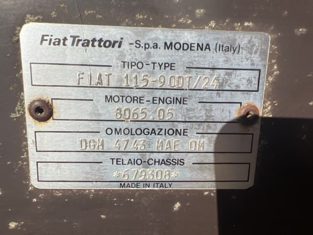 Tractor — Auction (lot 8456-8106)