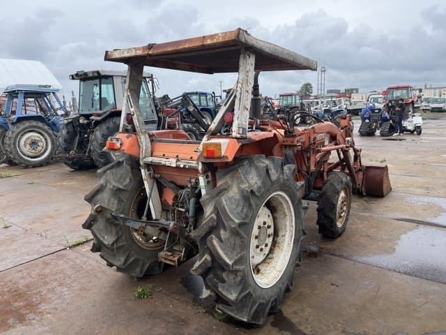 Tractor — Auction (lot 8456-8109)