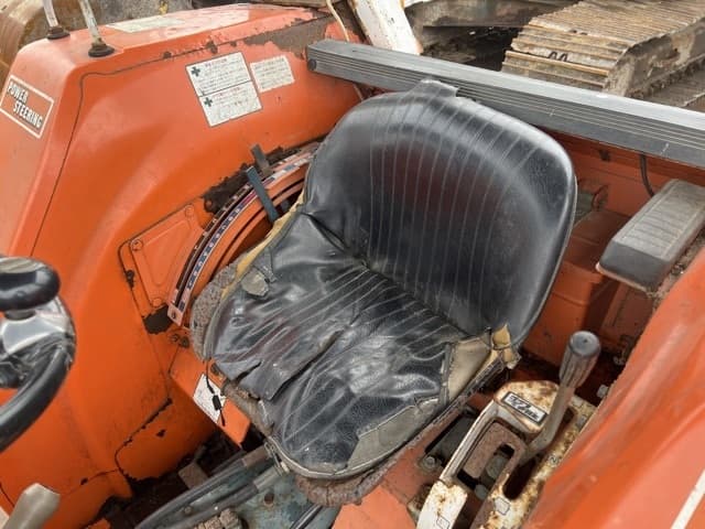 Tractor — Auction (lot 8456-8109)