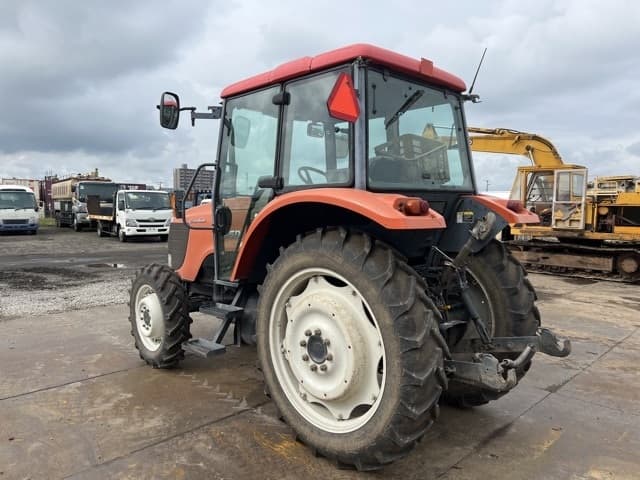Tractor — Auction (lot 8456-8111)