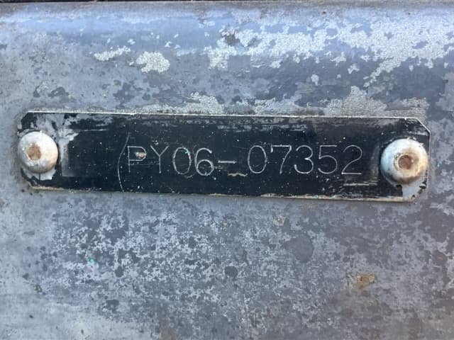 MINI EXCAVATOR — Auction (lot 8456-812)