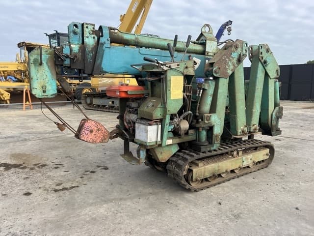 MINI CRAWLER CRANE — Auction (lot 8456-813)