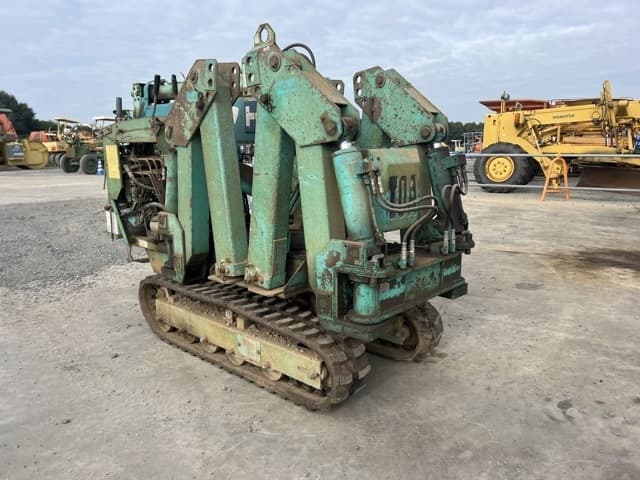MINI CRAWLER CRANE — Auction (lot 8456-813)