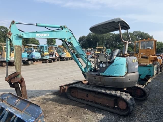 MINI EXCAVATOR — Auction (lot 8456-817)