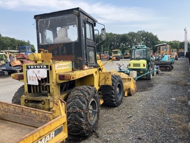 WHEEL LOADER — Auction (lot 8456-818)