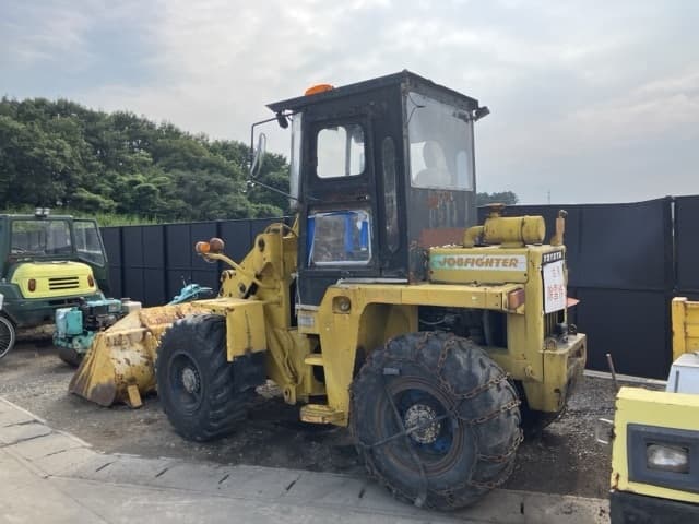 WHEEL LOADER — Auction (lot 8456-818)