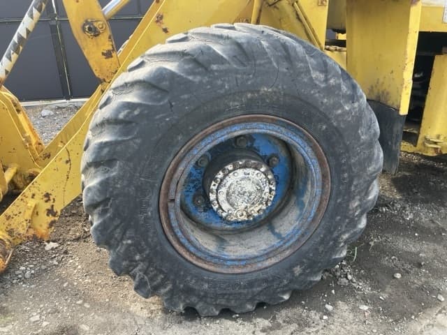WHEEL LOADER — Auction (lot 8456-818)