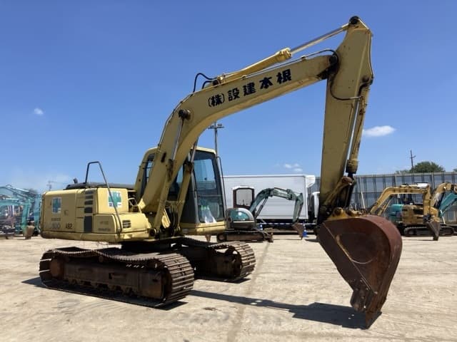 EXCAVATOR — Auction (lot 8456-82)