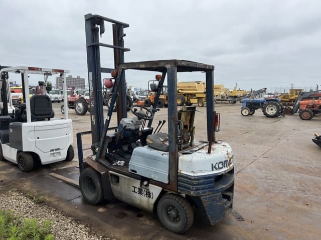 Forklift — Auction (lot 8456-8201)
