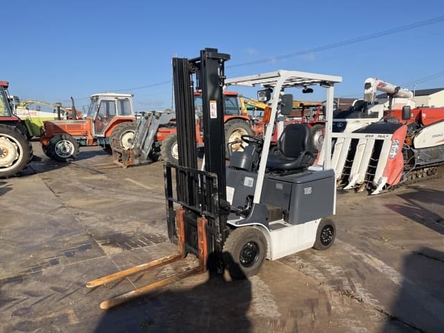 Battery Forklift — Auction (lot 8456-8202)