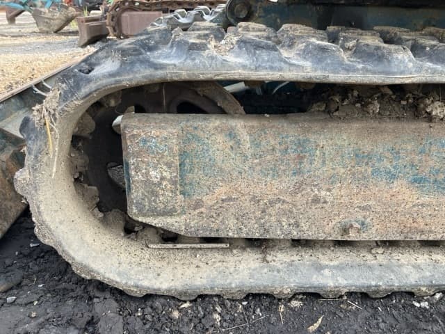 MINI EXCAVATOR — Auction (lot 8456-823)