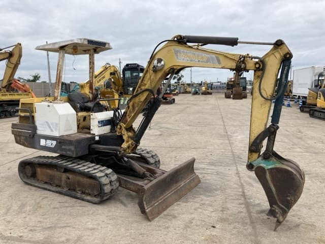 MINI EXCAVATOR — Auction (lot 8456-84)