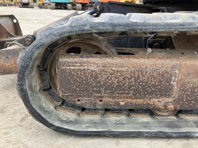 MINI EXCAVATOR — Auction (lot 8456-84)