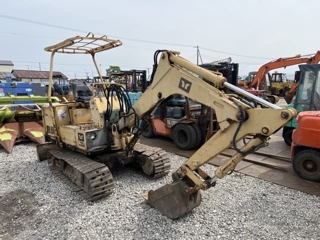 MINI EXCAVATOR — Auction (lot 8456-8604)
