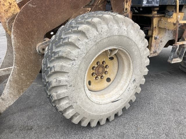 WHEEL LOADER — Auction (lot 8456-88)