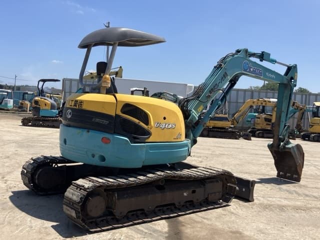 MINI EXCAVATOR — Auction (lot 8456-90)