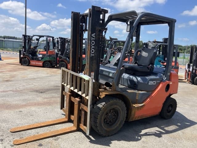 Forklift — Auction (lot 8456-9001)
