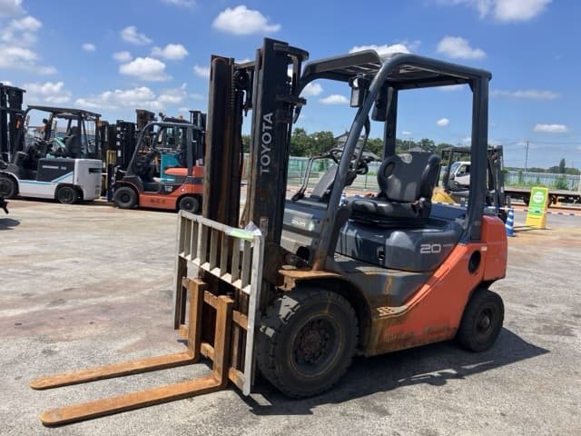 Forklift — Auction (lot 8456-9002)
