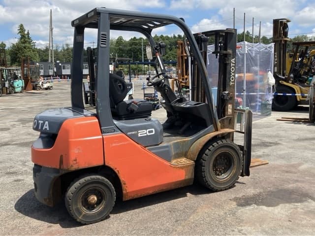 Forklift — Auction (lot 8456-9003)