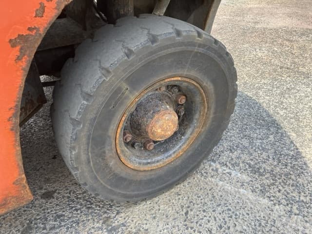 Forklift — Auction (lot 8456-9003)