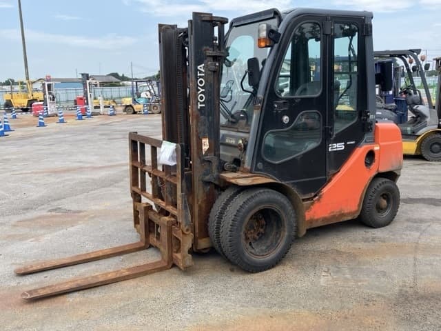 Forklift — Auction (lot 8456-9004)