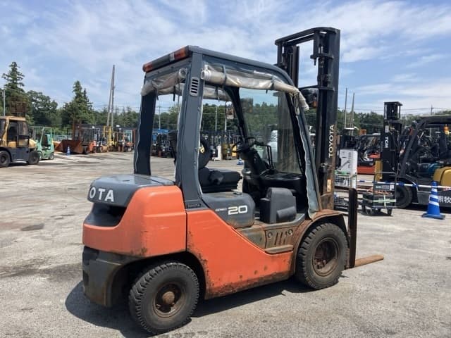 Forklift — Auction (lot 8456-9005)
