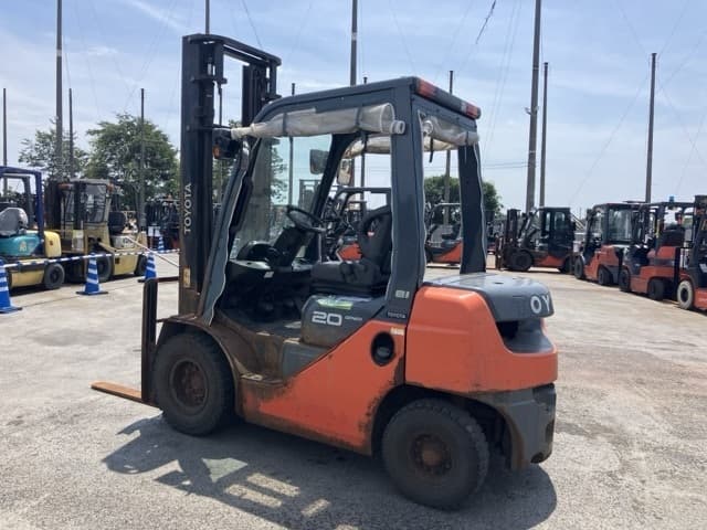 Forklift — Auction (lot 8456-9005)