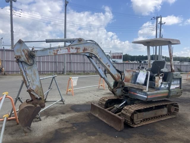 MINI EXCAVATOR — Auction (lot 8456-91)