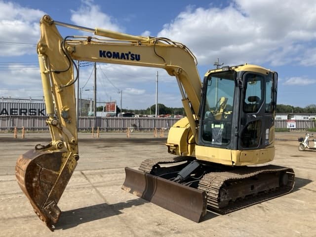 EXCAVATOR — Auction (lot 8456-92)