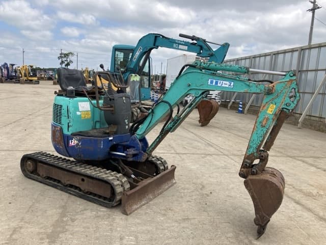 MINI EXCAVATOR — Auction (lot 8456-93)
